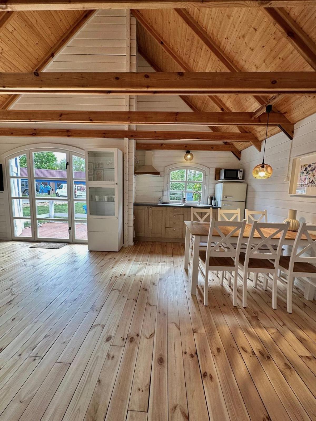 Villa Na Wczasach I Osrodek Wypoczynkowy I Mazury Rydzewen Exterior foto